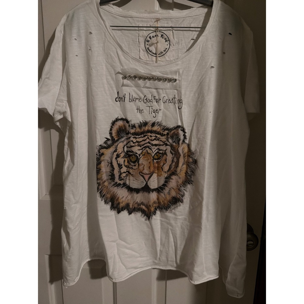 L/XL A Rare Bird Handmade Tiger Angel Wings Graphic T-Shirt White Distressed NWT